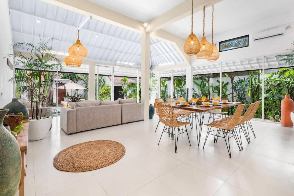 Villa New York - 4 Bdr Pool Luxury Villa, Next To The Forge Bali Seminyak  Ngoại thất bức ảnh